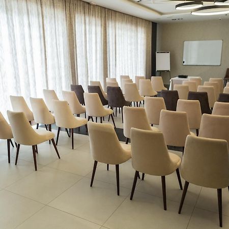 Hotel Ideo Lux Ni المظهر الخارجي الصورة