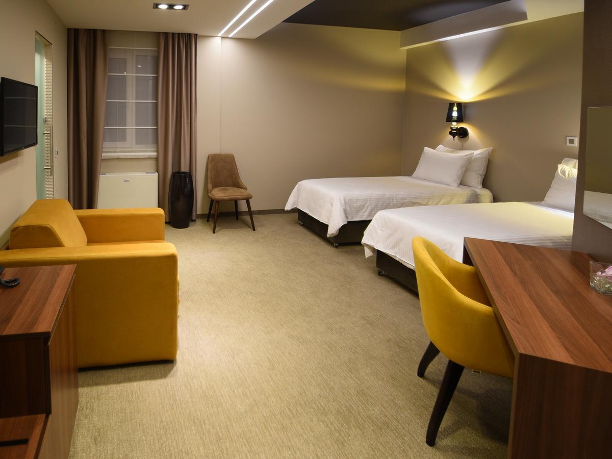 Hotel Ideo Lux Ni المظهر الخارجي الصورة