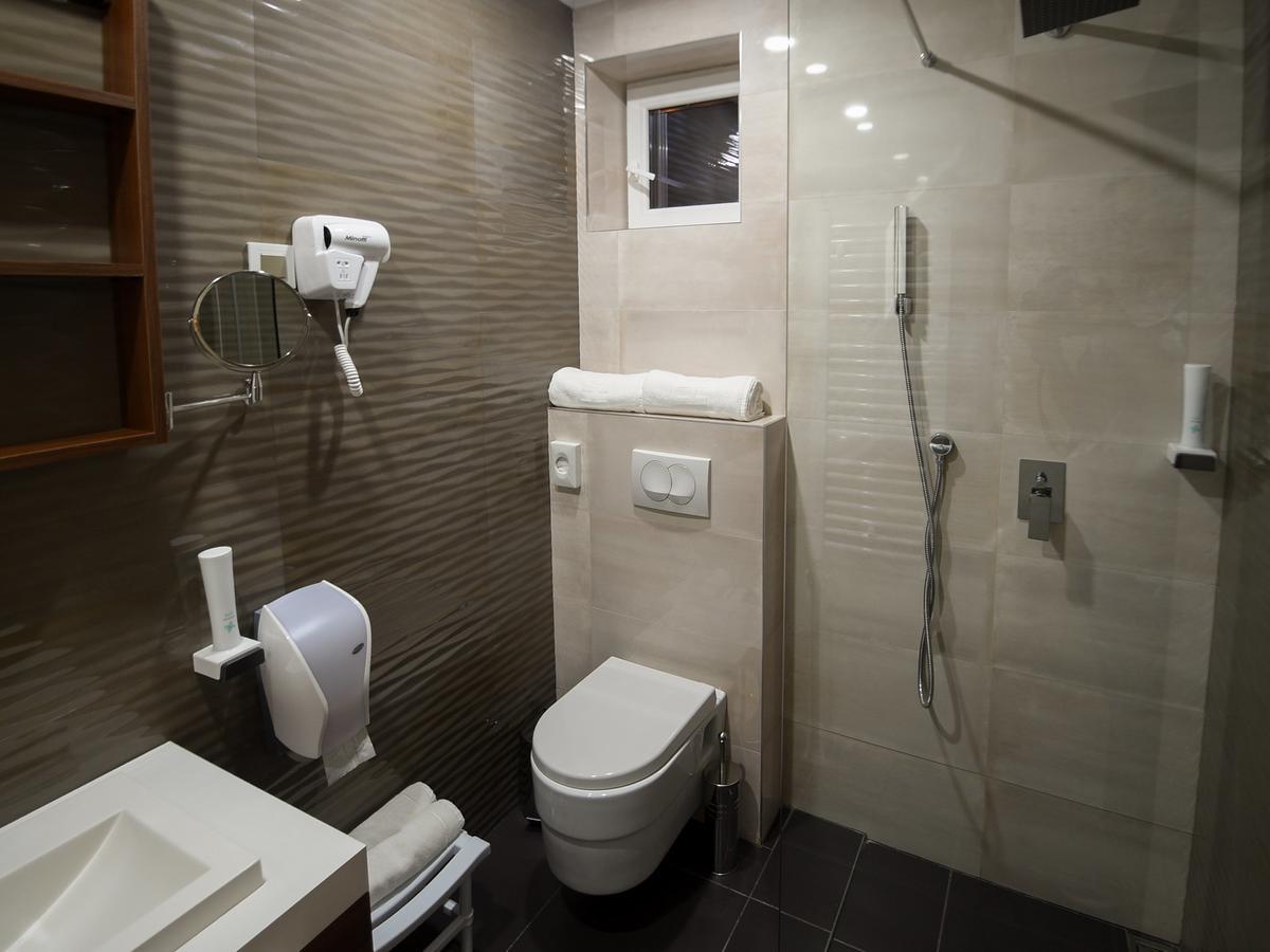 Hotel Ideo Lux Ni المظهر الخارجي الصورة