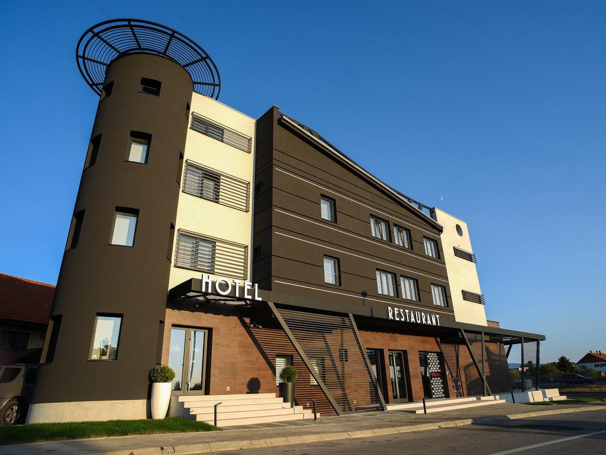 Hotel Ideo Lux Ni المظهر الخارجي الصورة