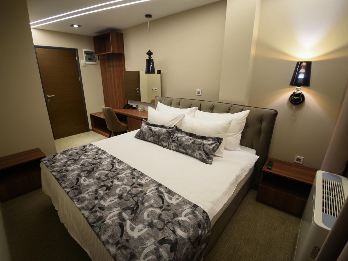 Hotel Ideo Lux Ni المظهر الخارجي الصورة